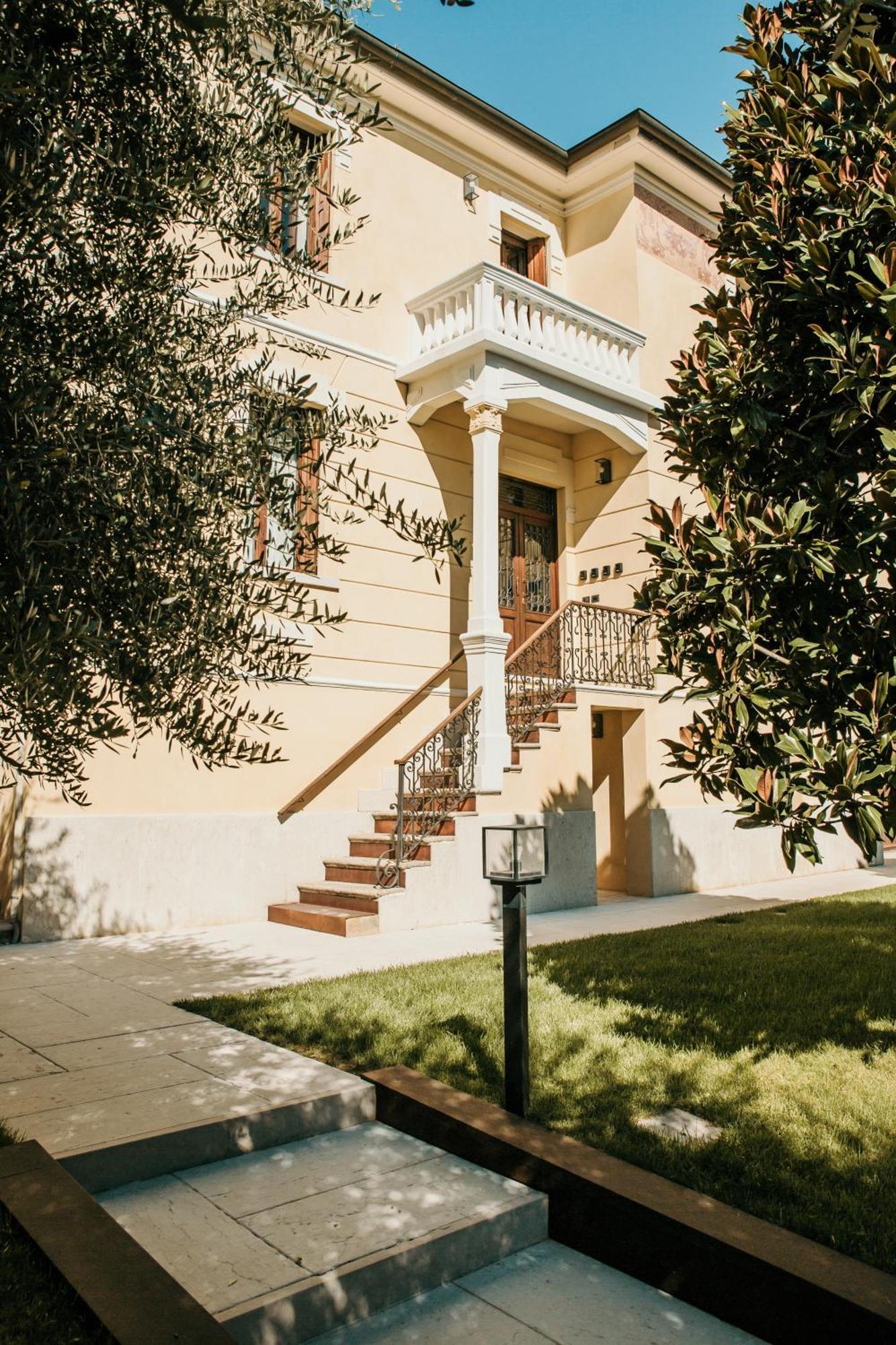 Naboo Verona Luxury Suites Exterior photo